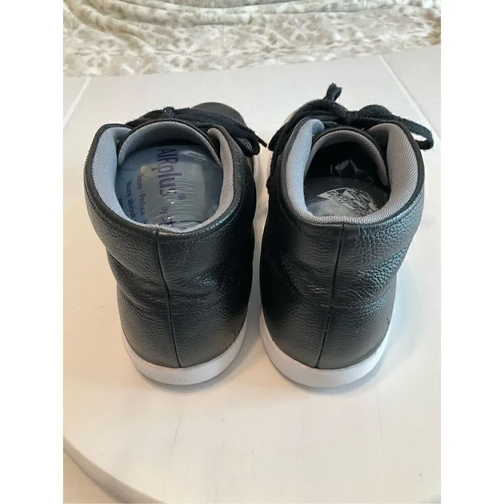 Lacoste Asparta High Top. Pebbled black leather, black. Men’s 10. Izod Alligator